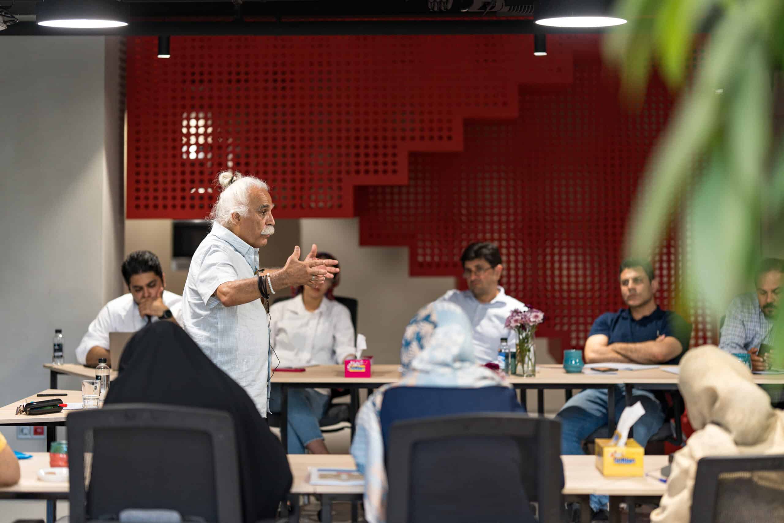 Foundations of Miandari: the first formal course with leading instructors